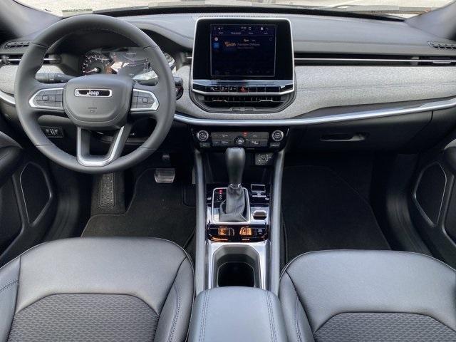 new 2025 Jeep Compass car, priced at $26,722