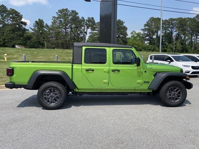 new 2025 Jeep Gladiator car, priced at $41,313
