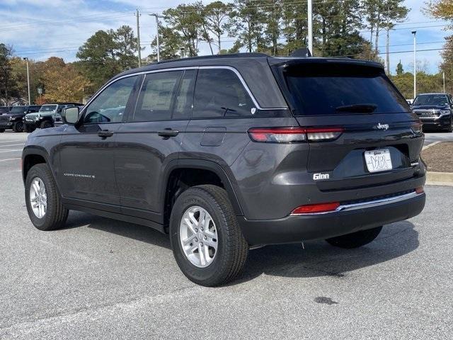 new 2025 Jeep Grand Cherokee car, priced at $35,925