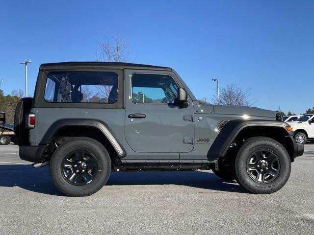 new 2025 Jeep Wrangler car, priced at $31,255