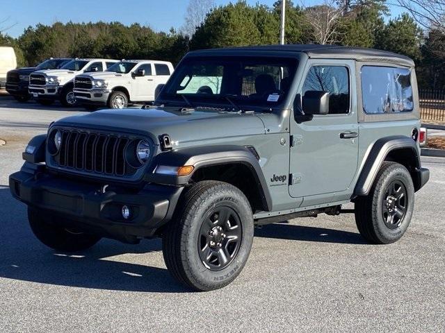 new 2025 Jeep Wrangler car, priced at $31,255