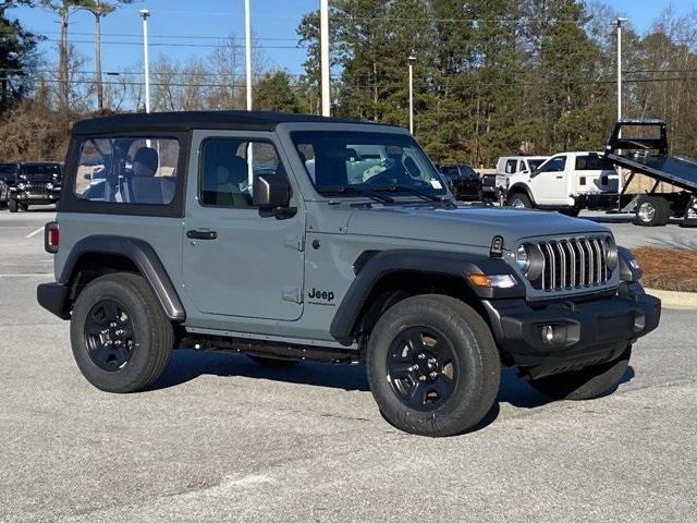 new 2025 Jeep Wrangler car, priced at $31,255