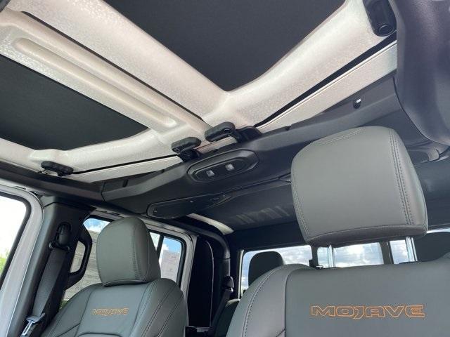 new 2025 Jeep Gladiator car, priced at $55,852