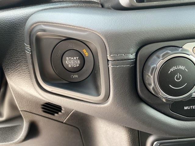 new 2025 Jeep Gladiator car, priced at $55,852