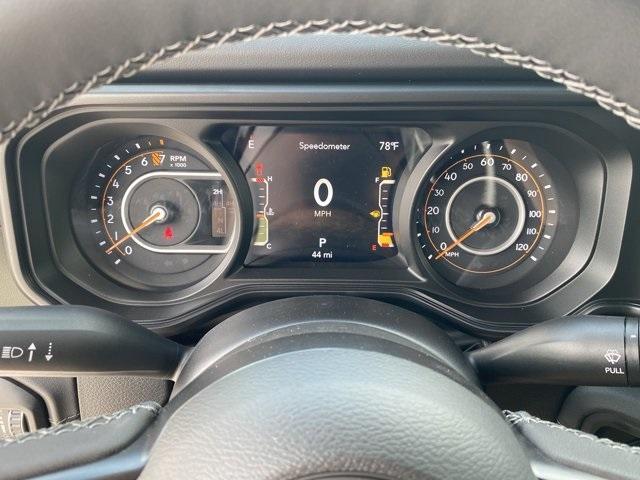 new 2025 Jeep Gladiator car, priced at $55,852