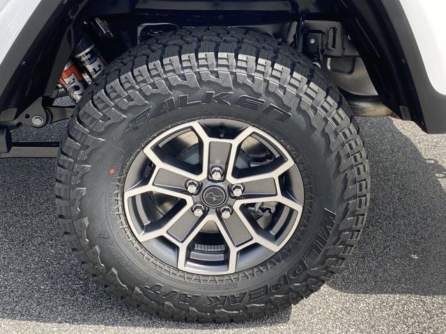 new 2025 Jeep Gladiator car, priced at $55,852
