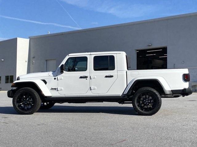 new 2025 Jeep Gladiator car, priced at $40,290