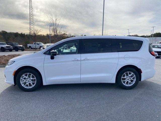 new 2025 Chrysler Pacifica car, priced at $42,420