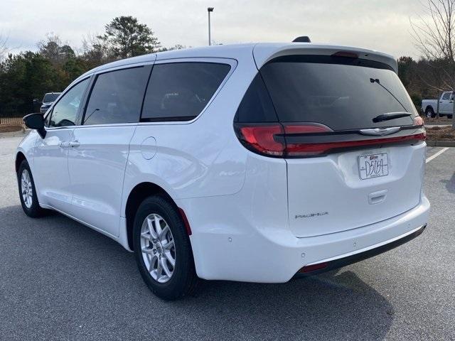 new 2025 Chrysler Pacifica car, priced at $42,420