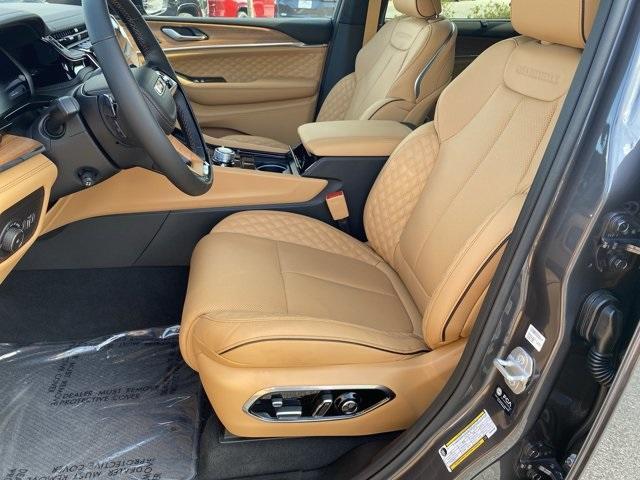 new 2025 Jeep Grand Cherokee L car, priced at $67,921