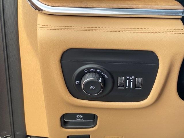 new 2025 Jeep Grand Cherokee L car, priced at $67,921