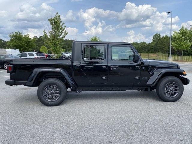 new 2024 Jeep Gladiator car, priced at $46,754