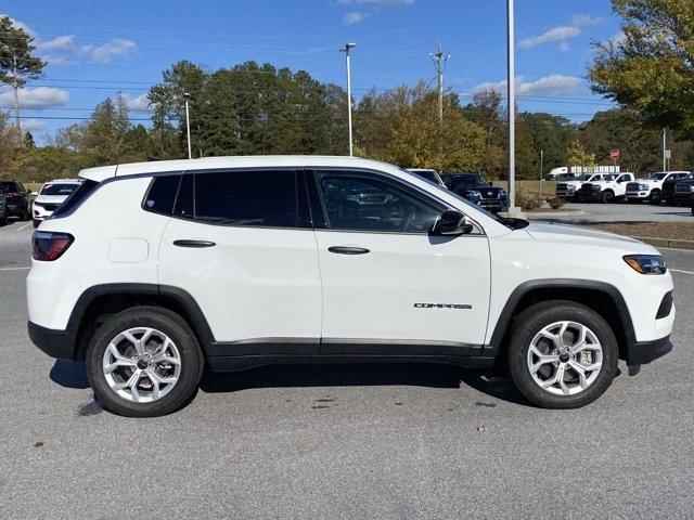 new 2025 Jeep Compass car, priced at $26,840