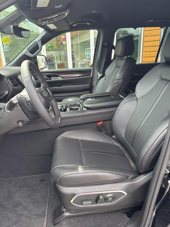 new 2024 Jeep Wagoneer car, priced at $65,674