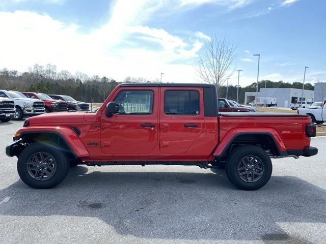 new 2024 Jeep Gladiator car, priced at $44,869