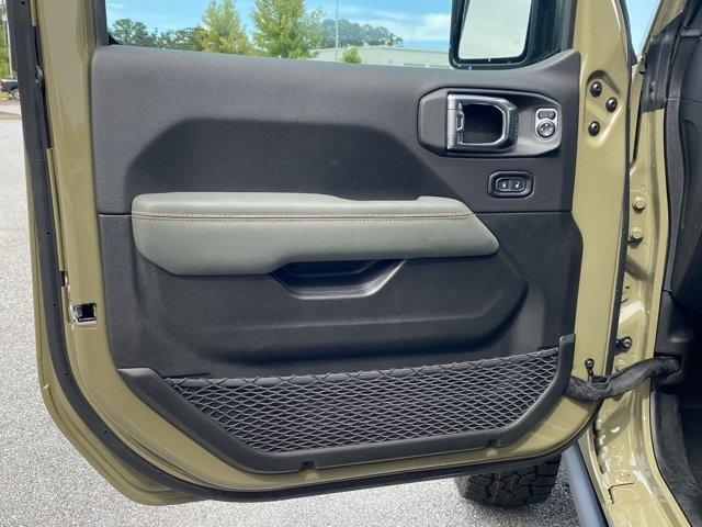 new 2025 Jeep Gladiator car, priced at $56,521