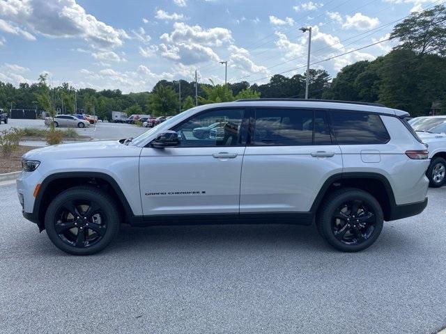 new 2025 Jeep Grand Cherokee L car, priced at $48,332