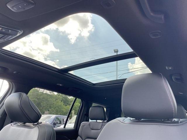 new 2025 Jeep Grand Cherokee L car, priced at $48,332