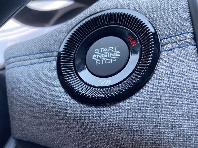 new 2025 Jeep Compass car, priced at $28,698