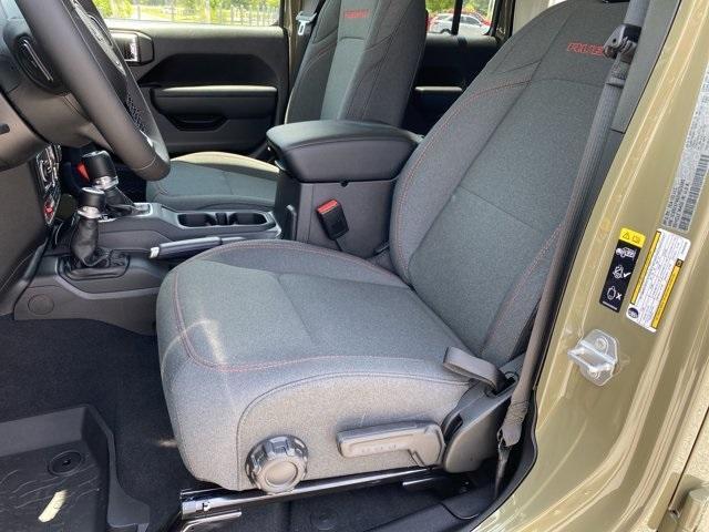 new 2025 Jeep Wrangler car, priced at $61,117