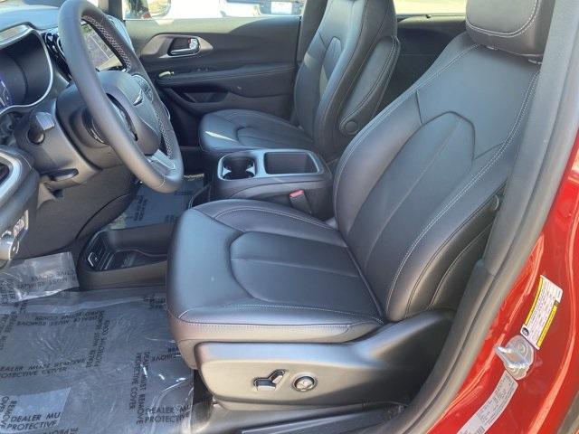 new 2026 Chrysler Pacifica car