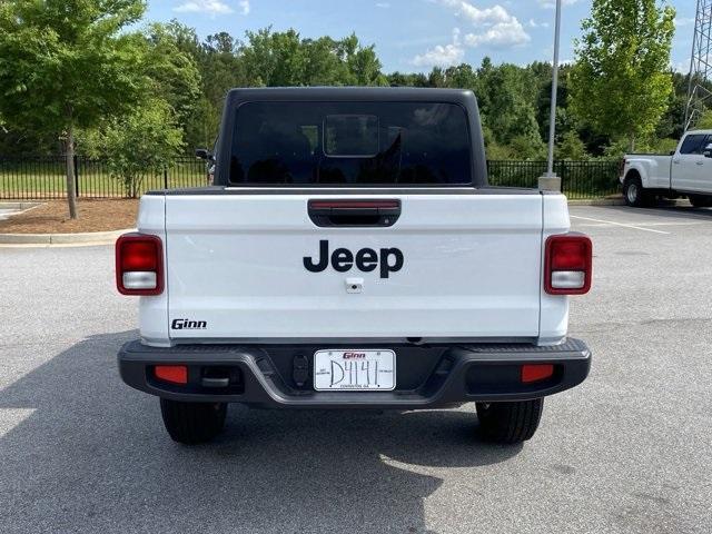 new 2024 Jeep Gladiator car, priced at $46,218