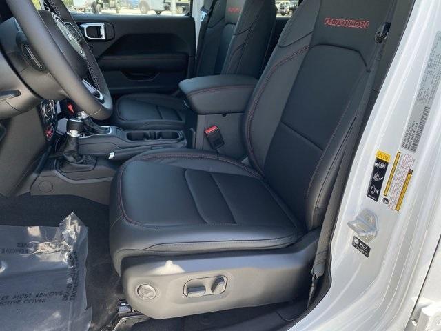 new 2025 Jeep Gladiator car, priced at $56,990
