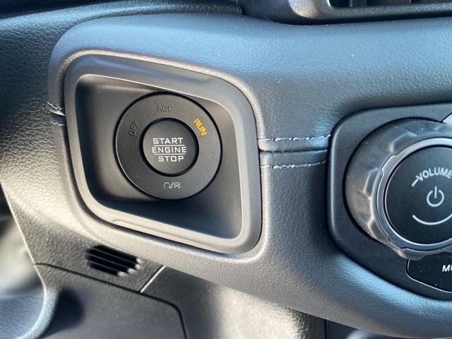 new 2025 Jeep Wrangler car, priced at $57,317