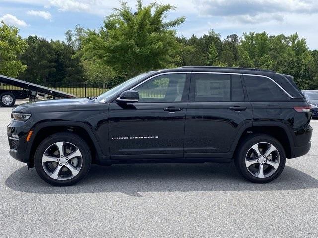 new 2025 Jeep Grand Cherokee car, priced at $51,246