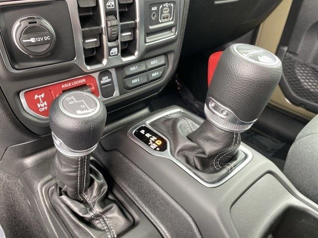 new 2025 Jeep Gladiator car, priced at $49,572