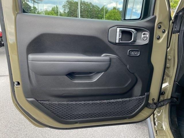 new 2025 Jeep Gladiator car, priced at $49,572