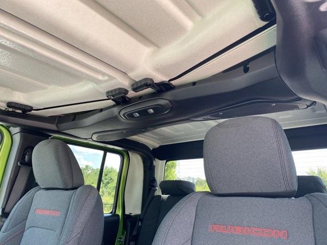 new 2025 Jeep Gladiator car, priced at $50,180