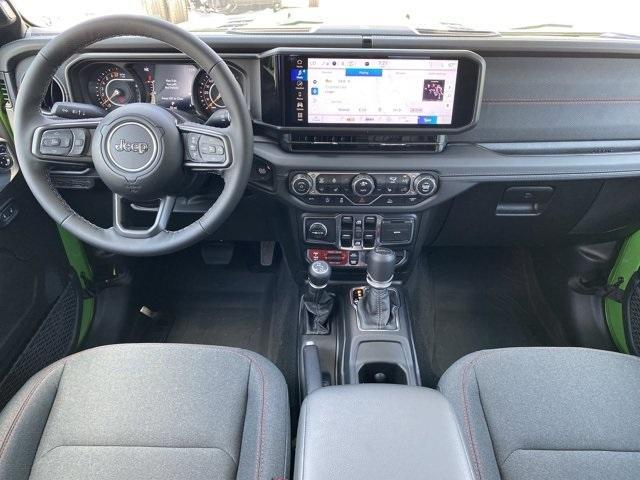 new 2025 Jeep Gladiator car, priced at $50,180
