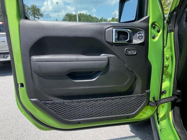 new 2025 Jeep Gladiator car, priced at $50,180