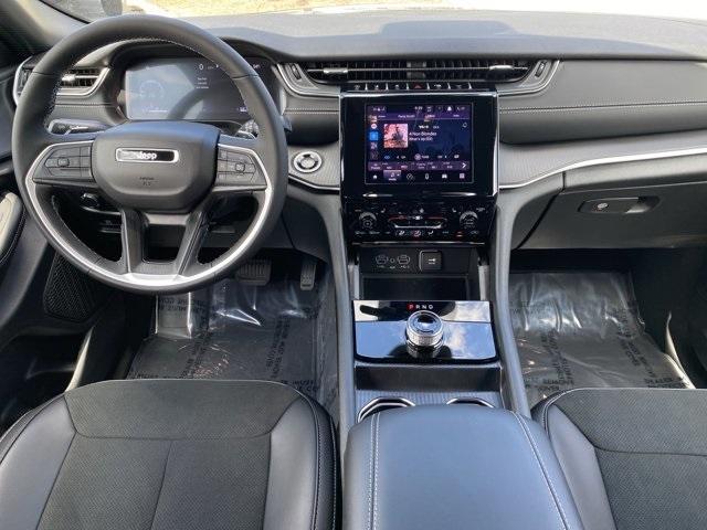 new 2025 Jeep Grand Cherokee L car, priced at $44,606