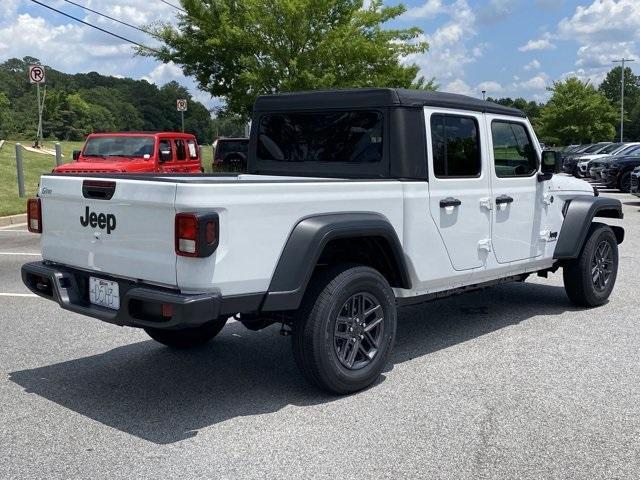 new 2025 Jeep Gladiator car, priced at $40,718