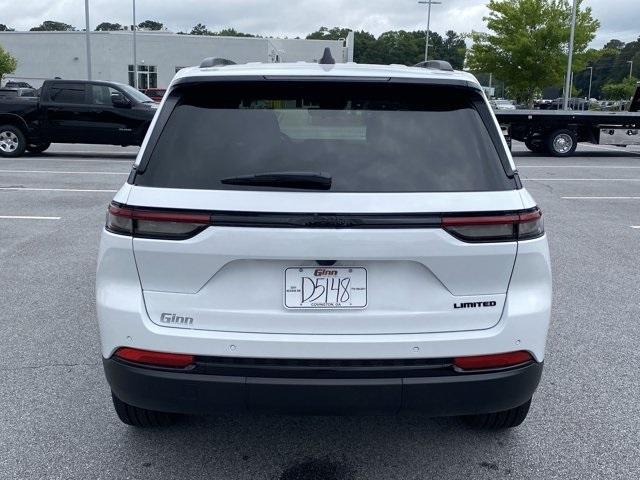 new 2025 Jeep Grand Cherokee car, priced at $46,021
