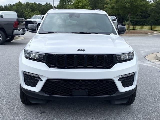 new 2025 Jeep Grand Cherokee car, priced at $46,021