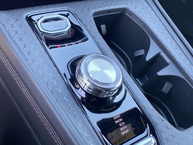 new 2025 Jeep Wagoneer S car, priced at $58,027