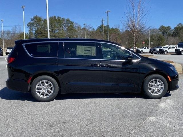 new 2025 Chrysler Voyager car, priced at $40,808