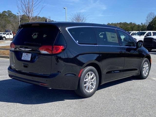 new 2025 Chrysler Voyager car, priced at $40,808