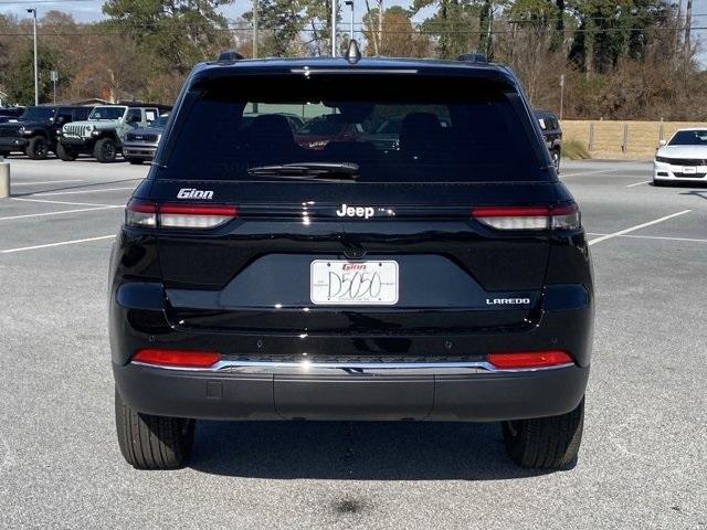 new 2025 Jeep Grand Cherokee car, priced at $38,470