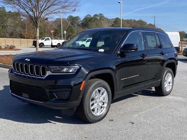 new 2025 Jeep Grand Cherokee car, priced at $38,470