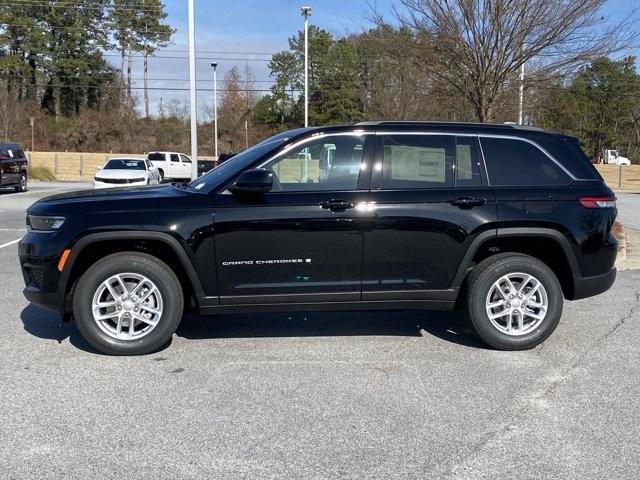 new 2025 Jeep Grand Cherokee car, priced at $38,470