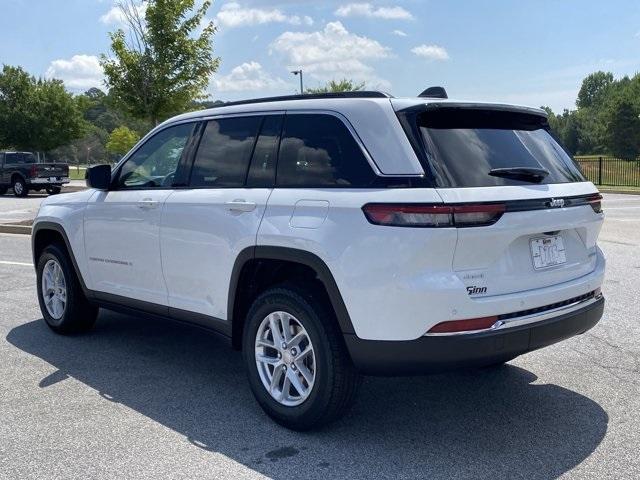 new 2025 Jeep Grand Cherokee car, priced at $40,427