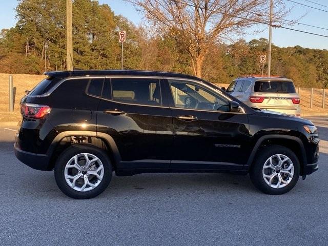 new 2025 Jeep Compass car, priced at $27,435