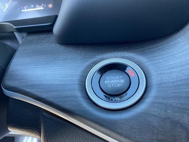 new 2025 Jeep Grand Cherokee L car, priced at $52,265