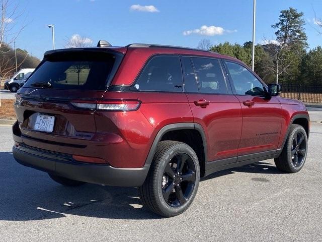 new 2025 Jeep Grand Cherokee car, priced at $49,805