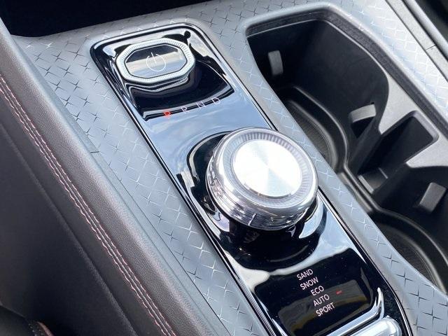 new 2025 Jeep Wagoneer S car, priced at $61,910