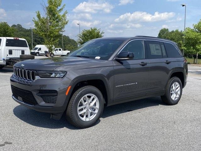 new 2025 Jeep Grand Cherokee car, priced at $37,062